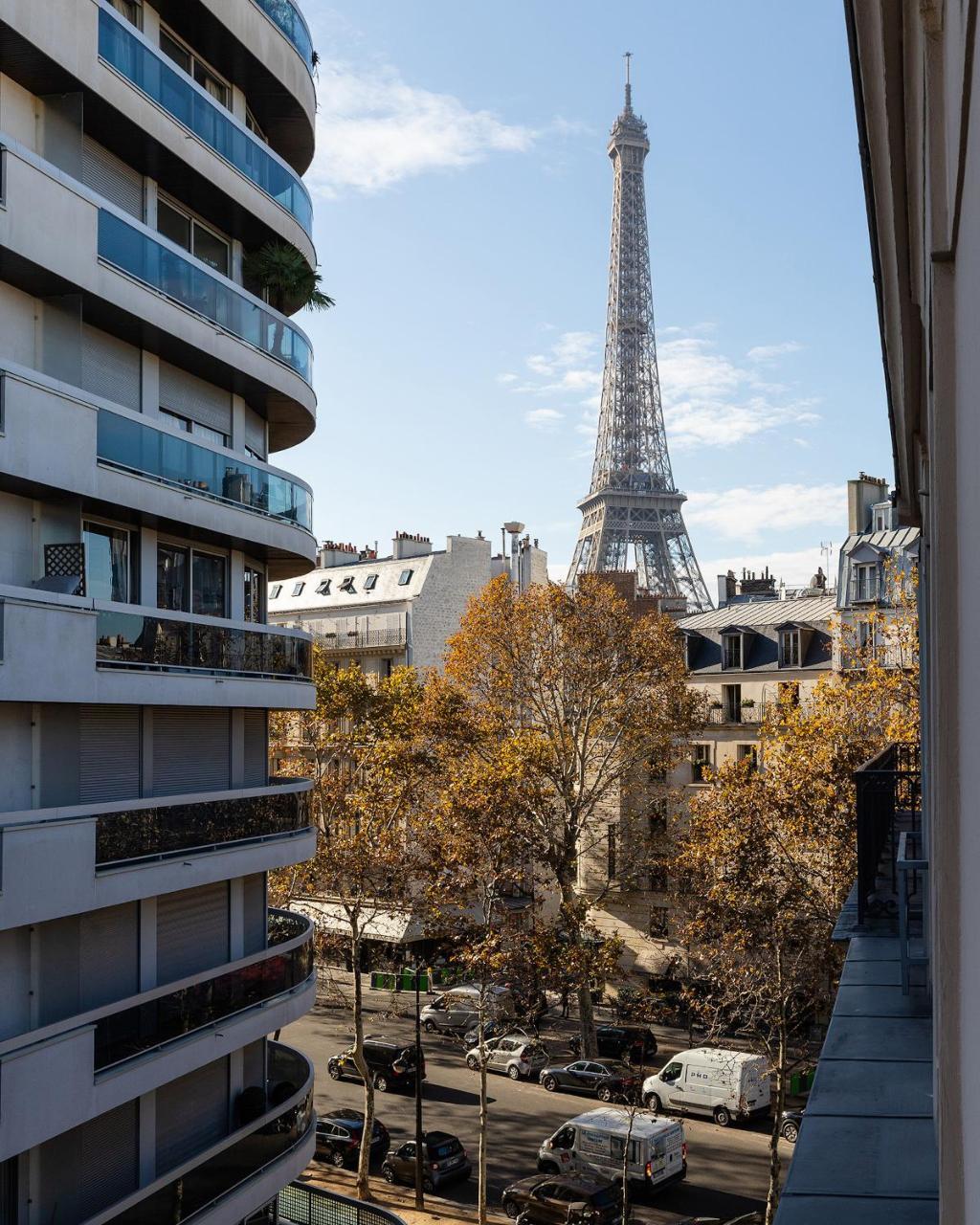 Central Paris - Eiffel Tower View Apartment - 30 Nuits Min Exterior photo